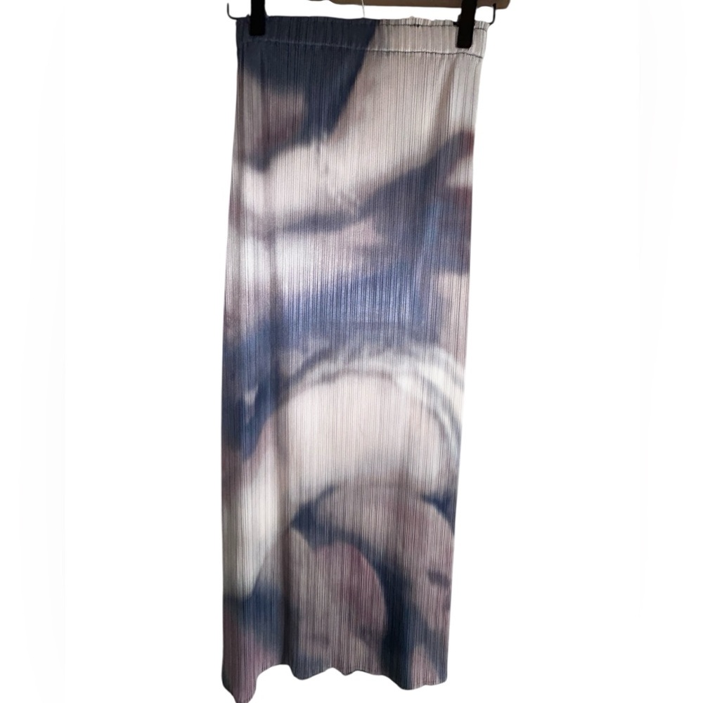 Stylish Blue and White Maxi Skirt